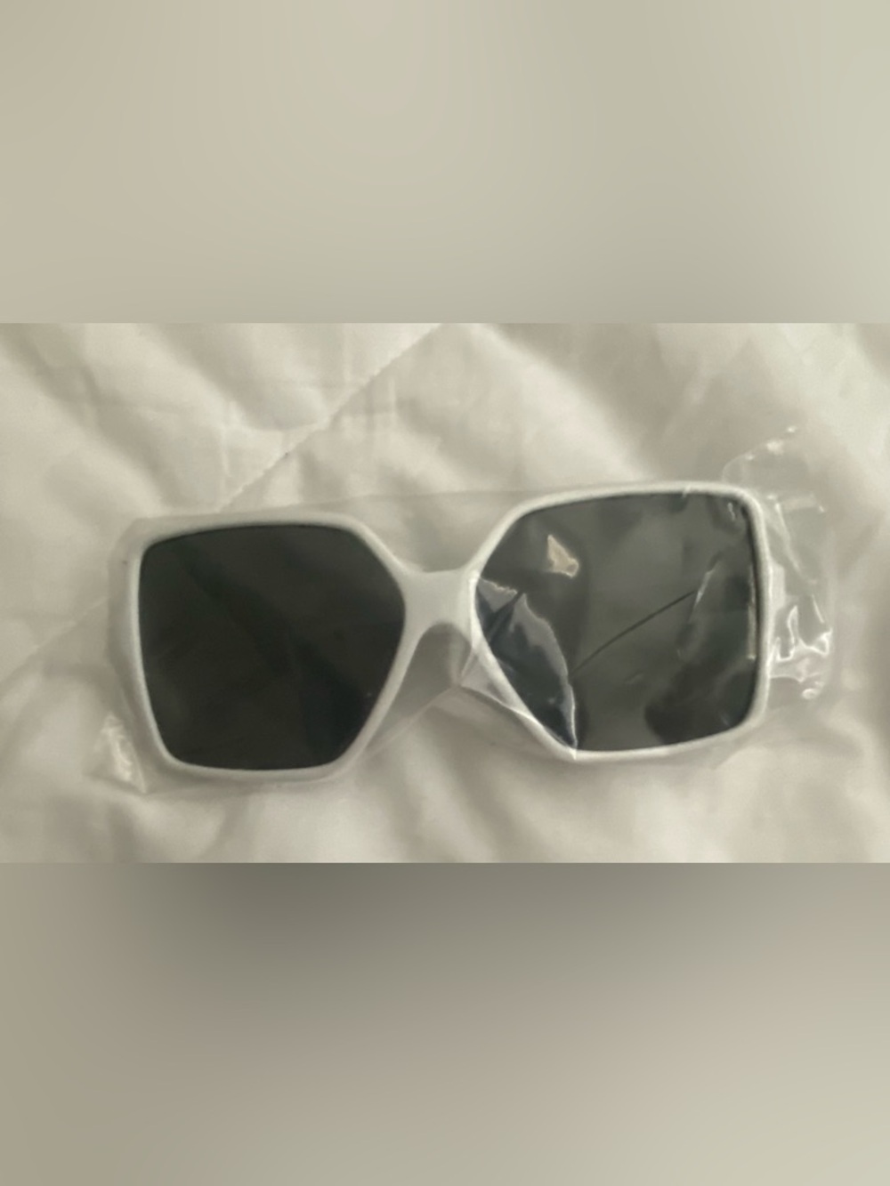 White Frame Polarized Sunglasses with Dark Lenses